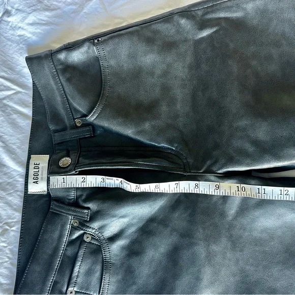 Agolde Sloane Recycled-Leather Jeans - Picture 4 of 8